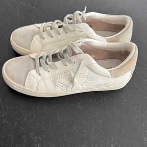 Vintage Havana White and Gray camo Star Sneakers size 10